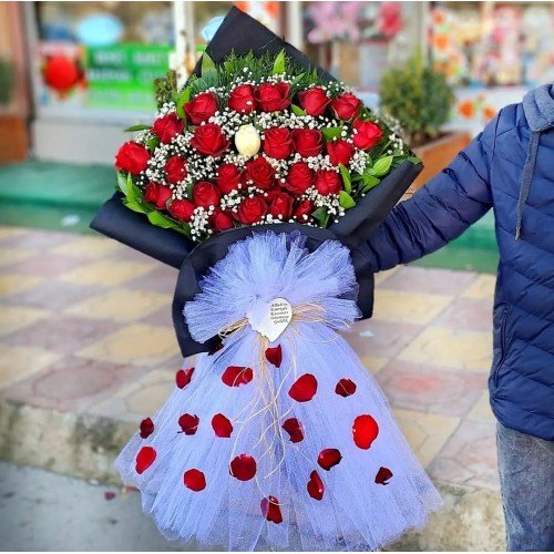 21 Güllü İsteme Çiçeği ''Gerçek Aşkın Anlamı.'' 21 Güllü İsteme Çiçeği ''Gerçek Aşkın Anlamı.''